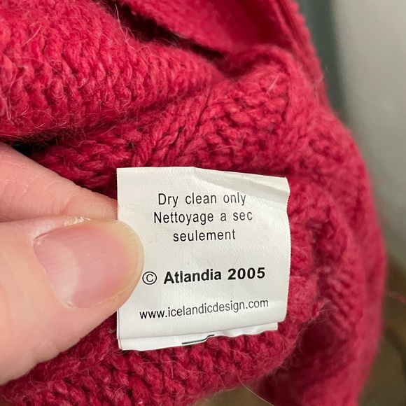 Icelandic designs red Cable Knit Sweater size medium‎ - Picture 8 of 10